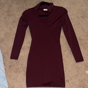 Aritzia burgundy collared dress ♥️